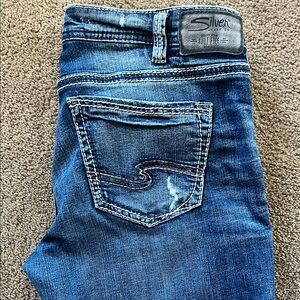 Silver Jeans Women’s EUC Girlfriend  Blue Jeans